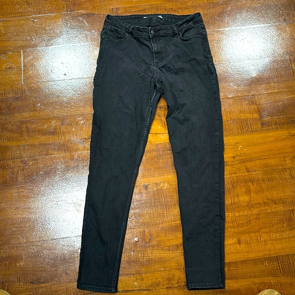 Black Old Navy jeans size 14
